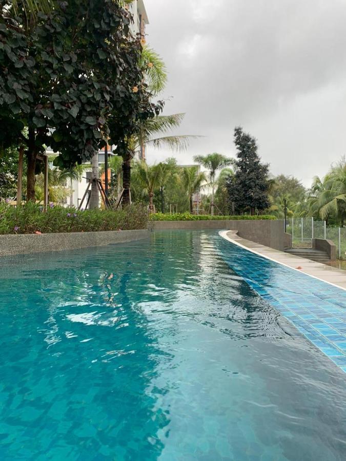 Micasa Timurbay Residence Kampung Sungai Ular Ngoại thất bức ảnh